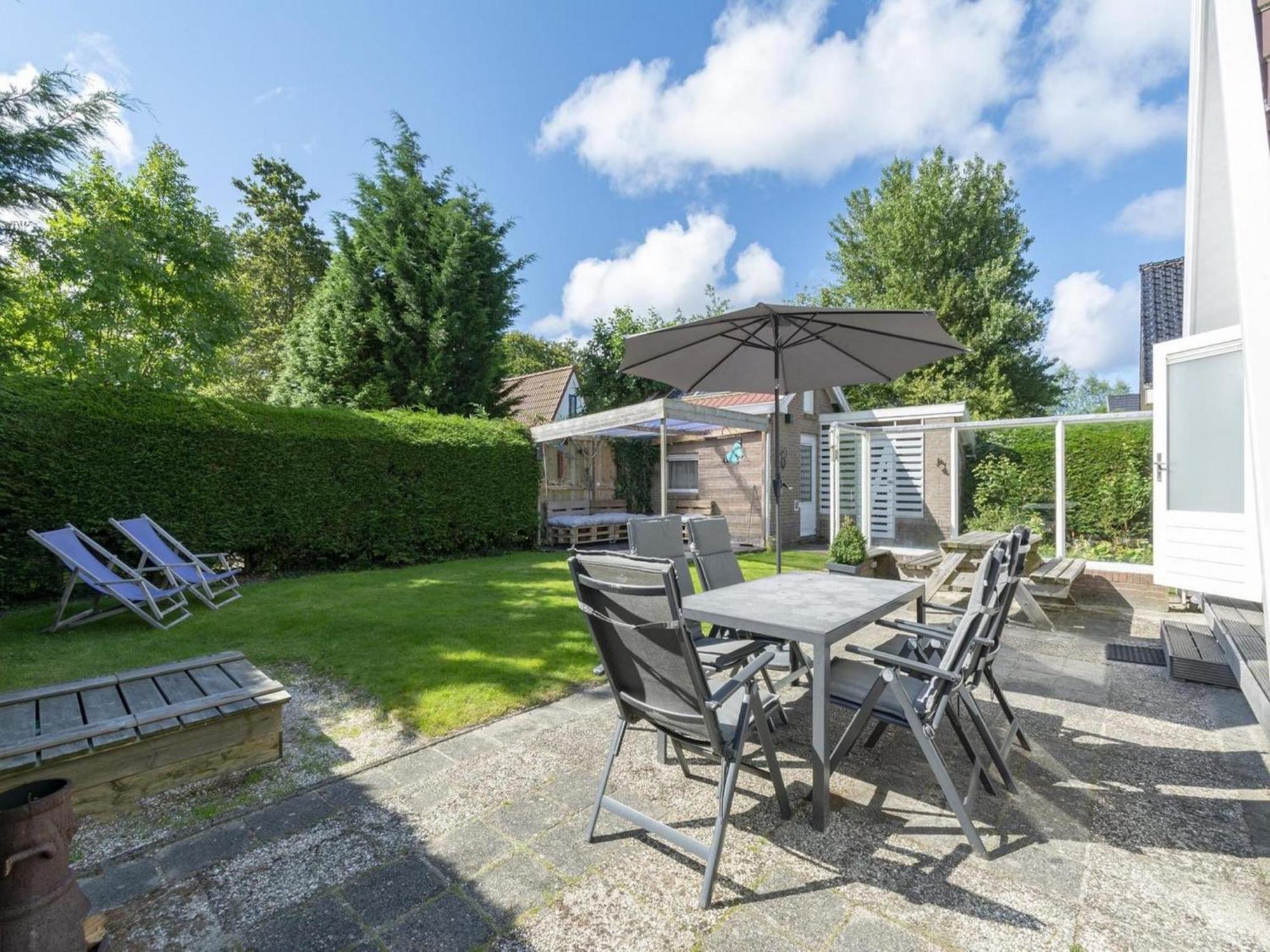 Cozy Holiday Home With Garden Sint Maartensvlotbrug المظهر الخارجي الصورة